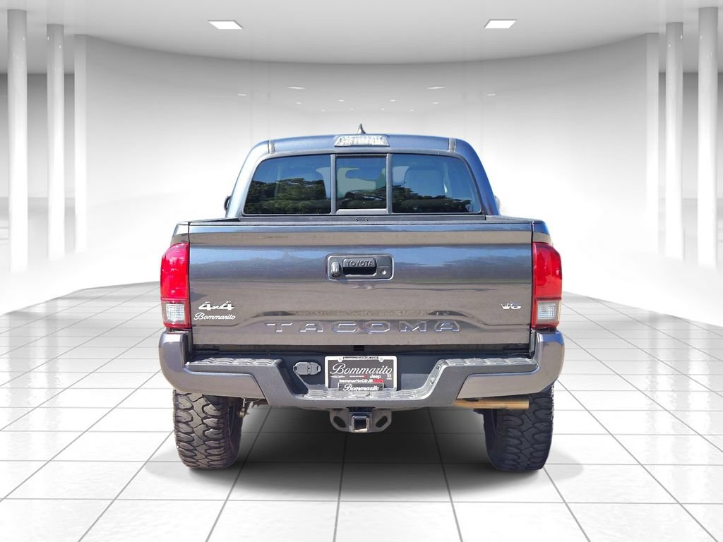 Used 2021 Toyota Tacoma SR AWD/4WD image 4