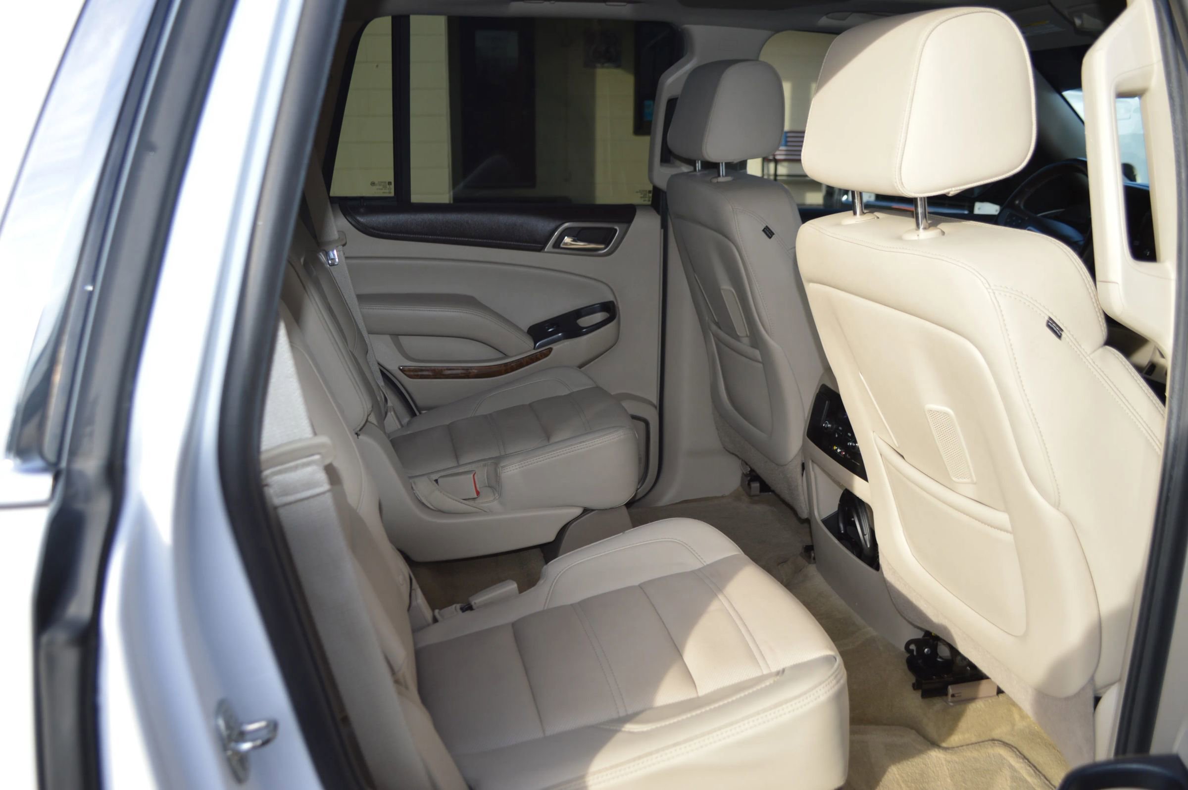 Used 2015 GMC Yukon Denali w/ Touring Package image 24