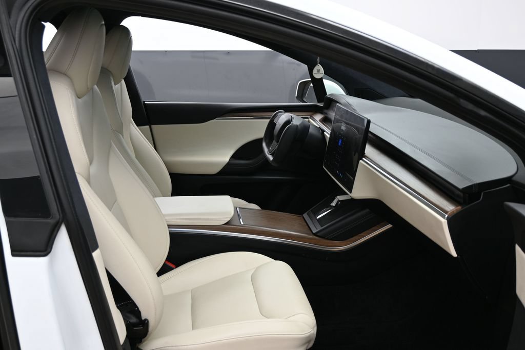 Used 2023 Tesla Model X AWD/4WD image 40