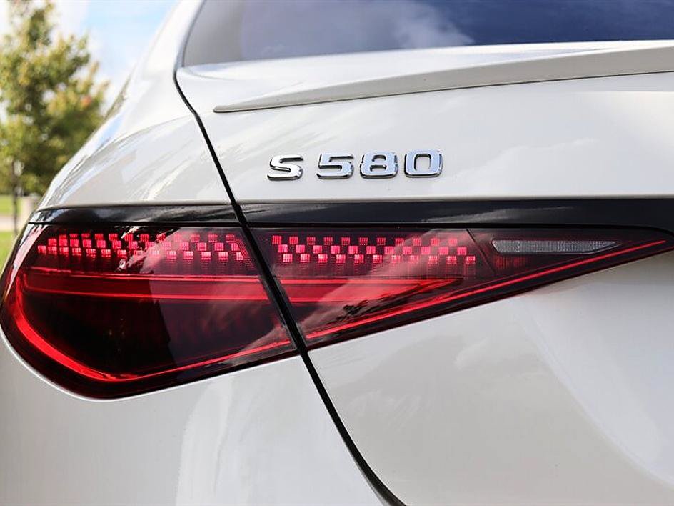 Used 2022 Mercedes-Benz S 580 4MATIC Sedan image 37