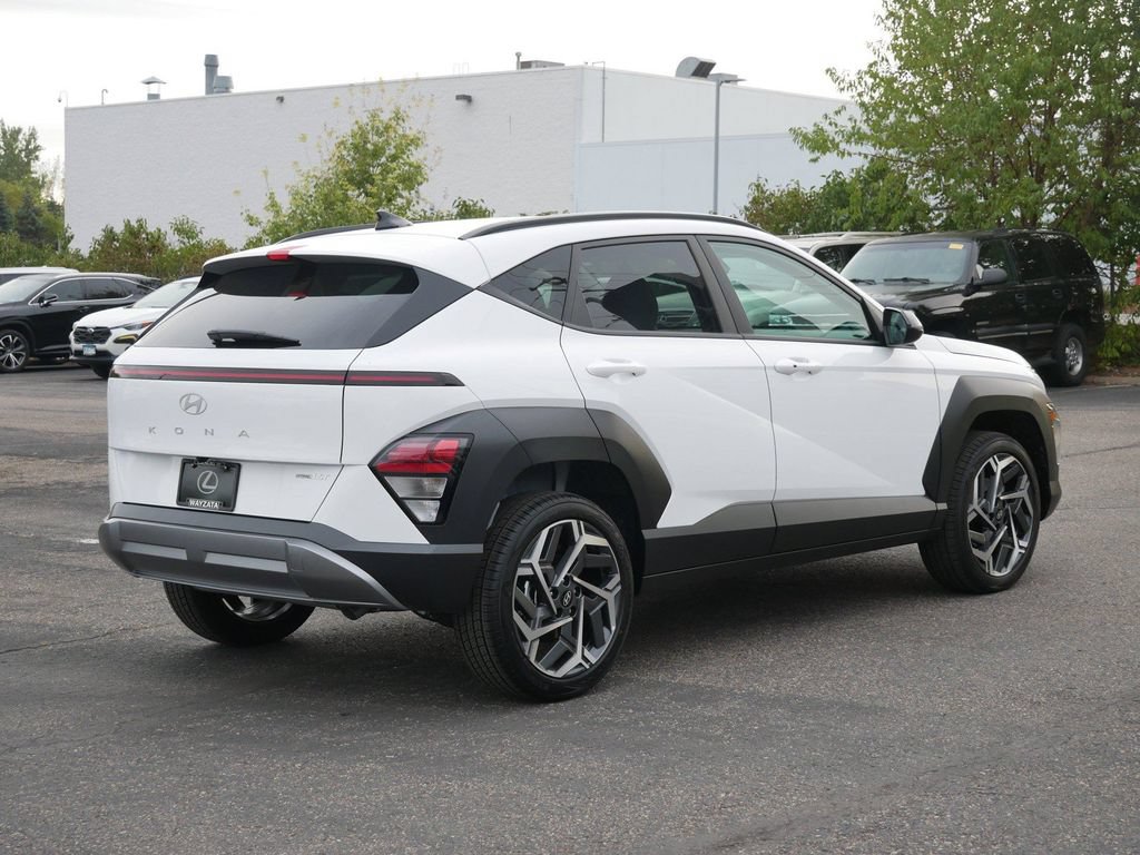 Used 2026 Hyundai Kona SEL Premium AWD/4WD image 8