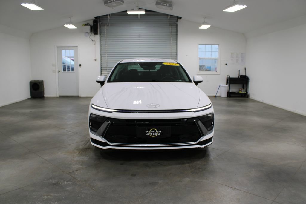 Used 2025 Hyundai Sonata SEL image 3