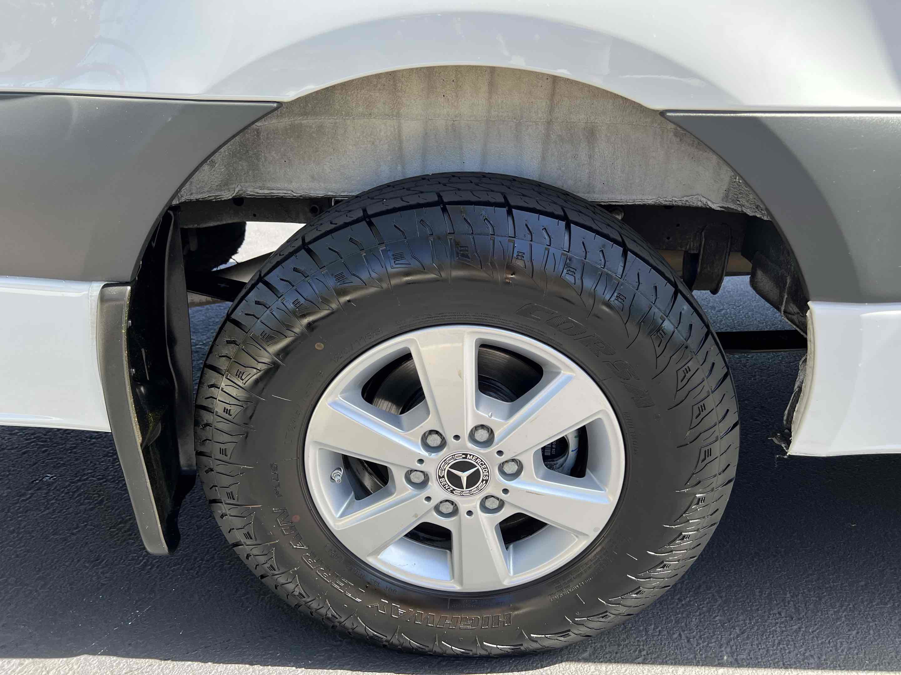 Used 2024 Mercedes-Benz Sprinter 2500 image 58