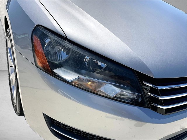 Used 2012 Volkswagen Passat 2.5 SE FWD image 28