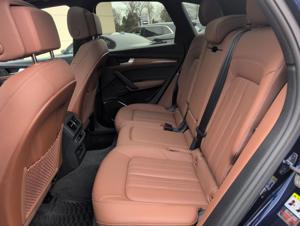Used 2023 Audi Q5 2.0T Premium w/ Convenience Package image 26