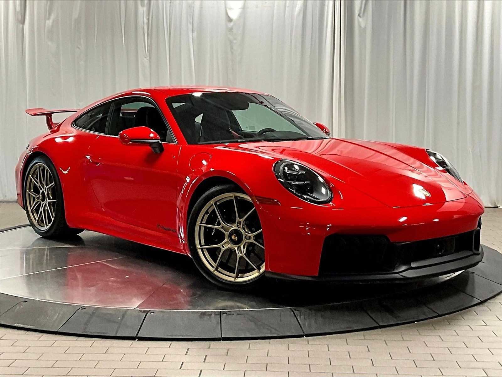 Used 2025 Porsche 911 Carrera GTS image 11