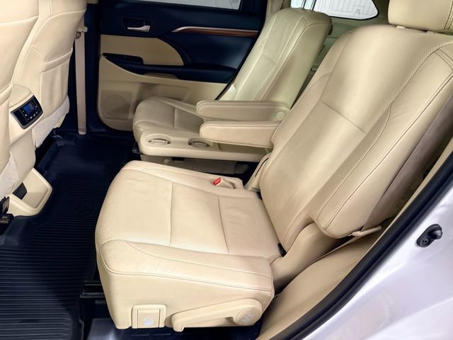 Used 2019 Toyota Highlander Limited image 45