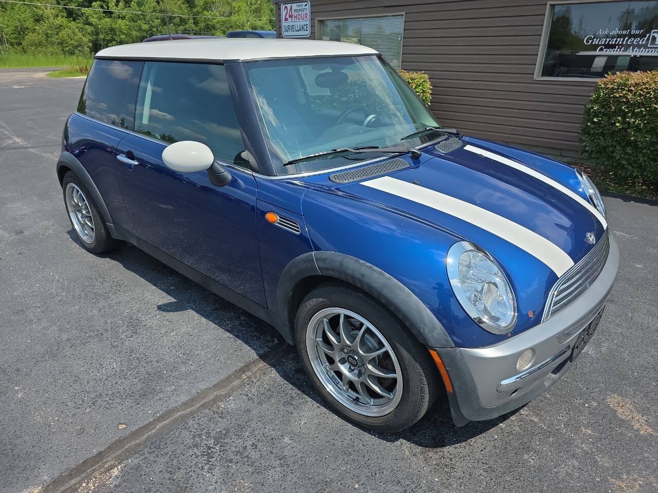 Used 2004 MINI Cooper Hardtop FWD image 5