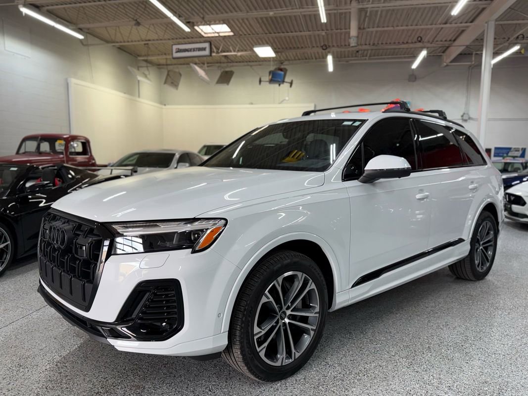 Used 2025 Audi Q7 2.0T Premium Plus w/ Premium Plus Package AWD/4WD image 29