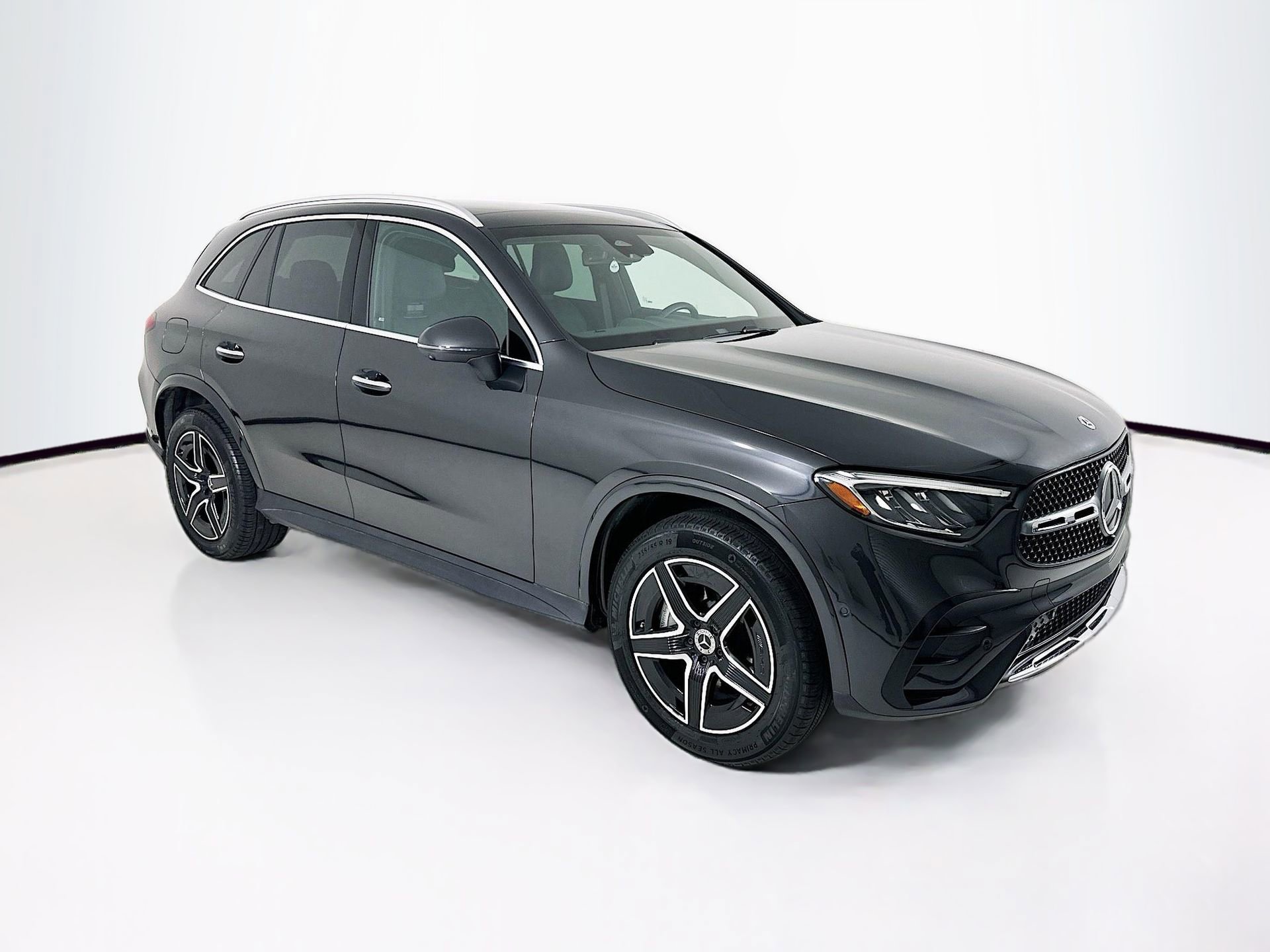Certified 2025 Mercedes-Benz GLC 300 4MATIC image 1