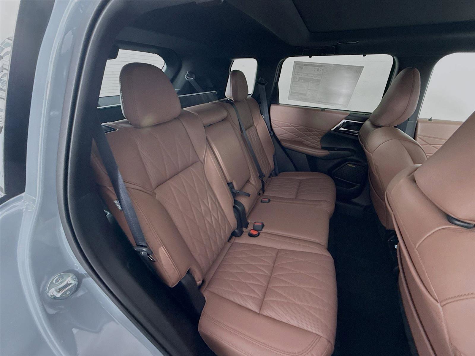 New 2026 Mitsubishi Outlander SEL image 23