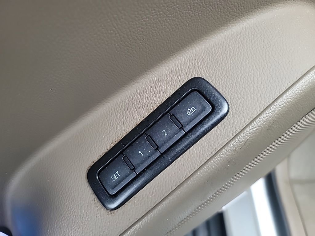 Used 2019 GMC Yukon SLT RWD image 14