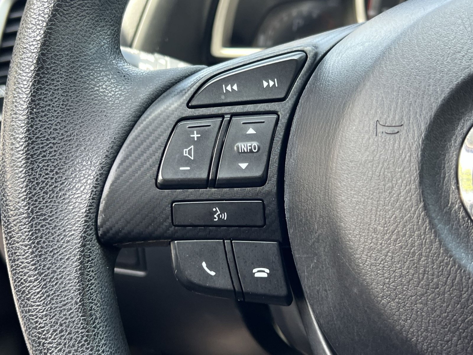 Used 2014 MAZDA MAZDA3 i Sport FWD image 34