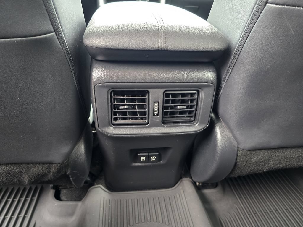 Used 2021 Toyota RAV4 XLE Premium AWD/4WD image 25