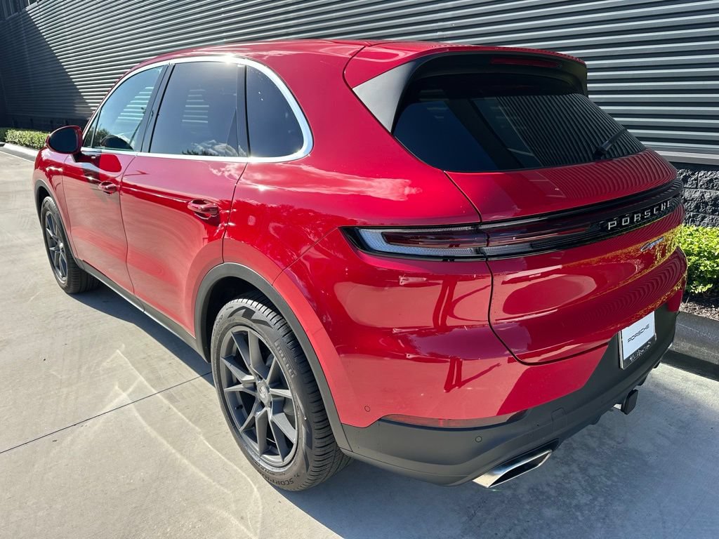 Certified 2026 Porsche Cayenne AWD/4WD image 3