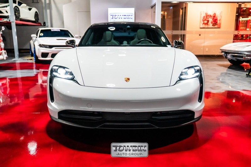 Used 2021 Porsche Taycan 4S w/ Premium Package AWD/4WD image 34