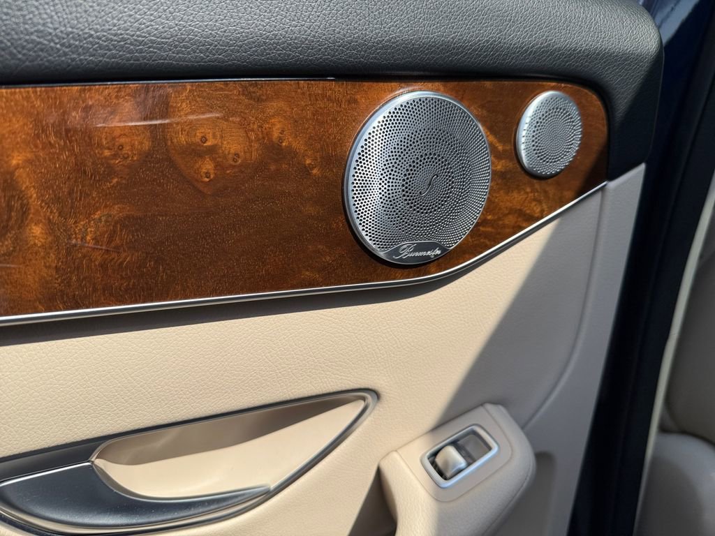 Used 2018 Mercedes-Benz GLC 300 4MATIC image 27