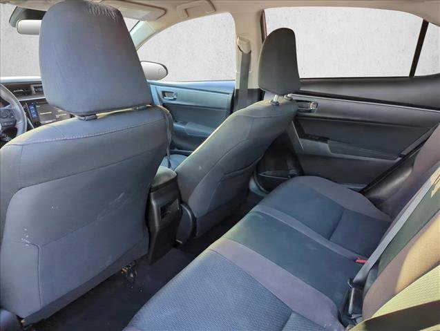 Used 2018 Toyota Corolla LE image 18