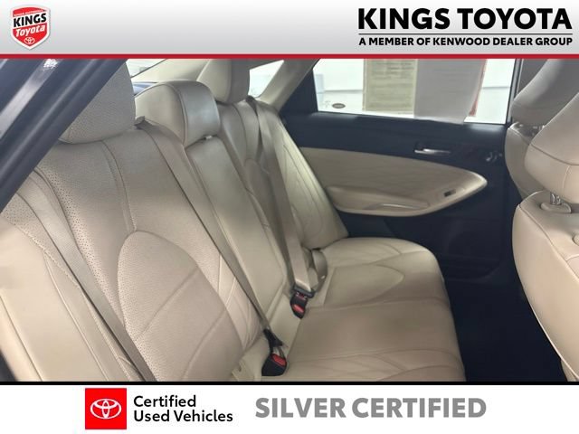 Certified 2019 Toyota Avalon Limited w/ Advanced Safety Package FWD image 11