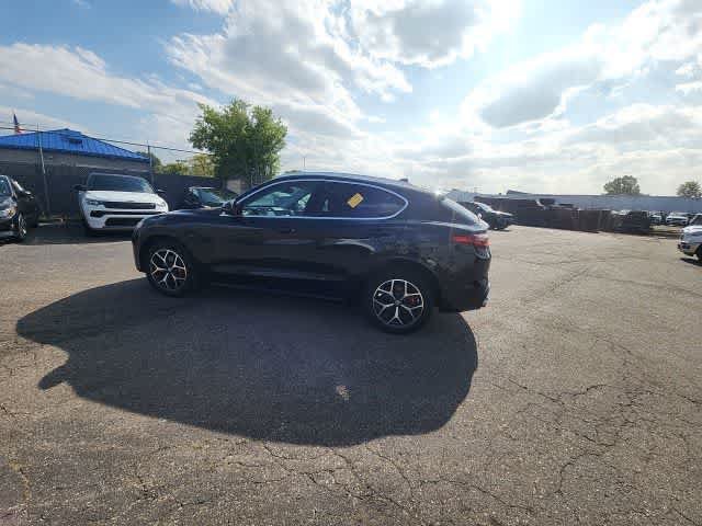 Used 2021 Alfa Romeo Stelvio Ti AWD/4WD image 21