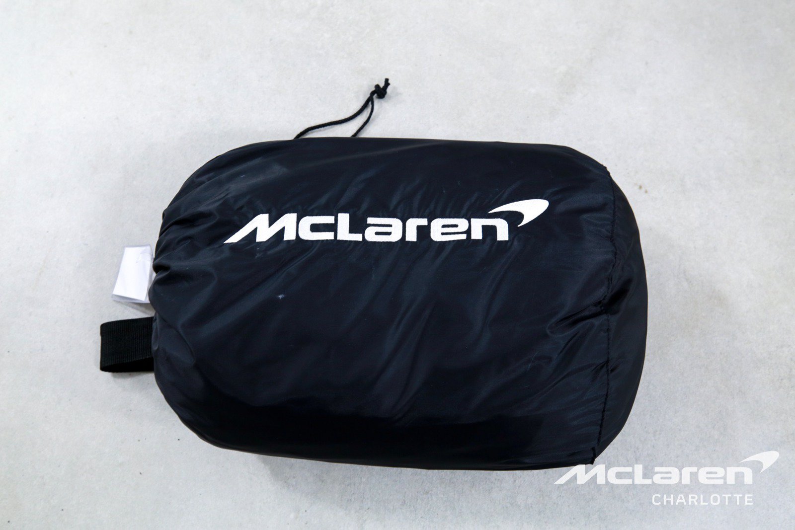 Used 2025 McLaren Artura RWD image 22