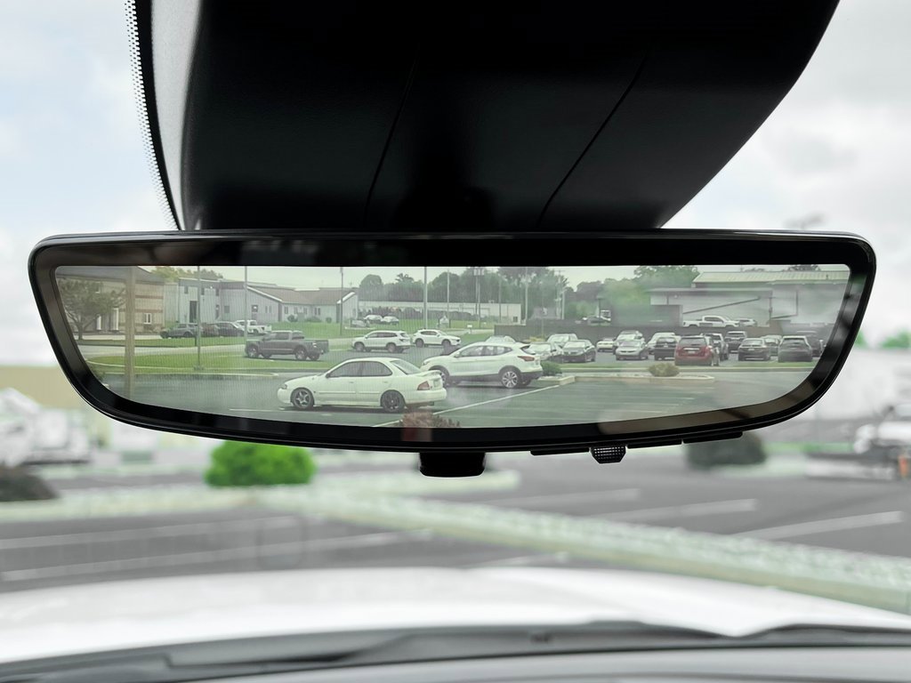 Used 2024 GMC Sierra 1500 AT4 w/ Technology Package image 7