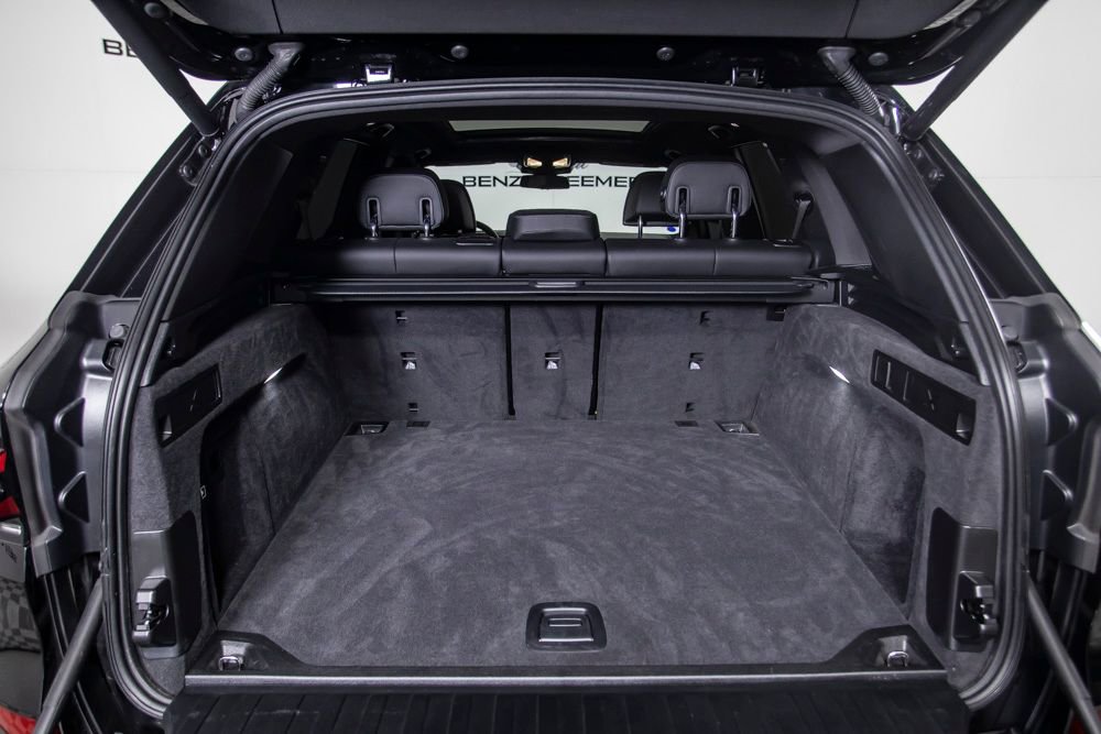 Used 2025 BMW X5 M60i w/ Climate Comfort Package AWD/4WD image 8