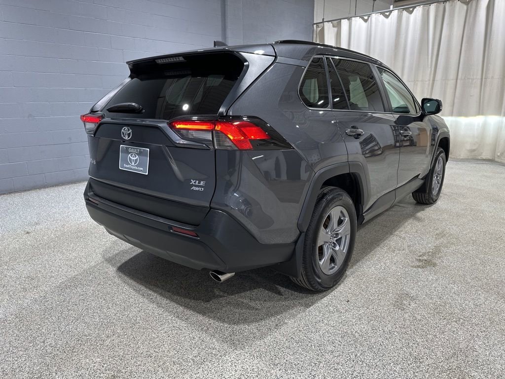 Used 2024 Toyota RAV4 XLE image 3