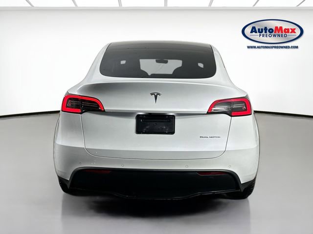 Used 2022 Tesla Model Y Long Range image 8