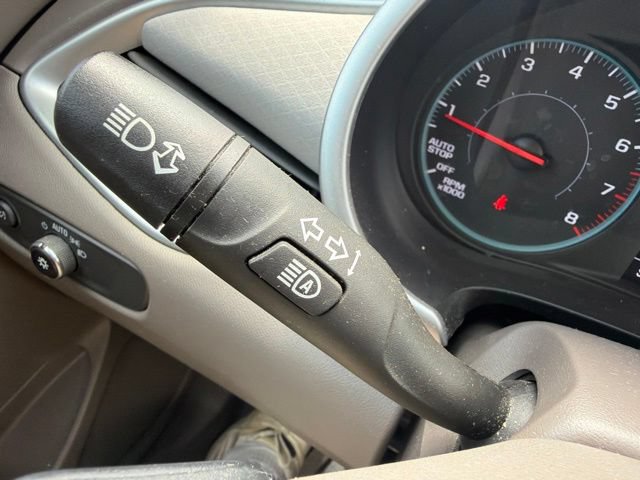 Used 2023 Chevrolet Malibu LT FWD image 40