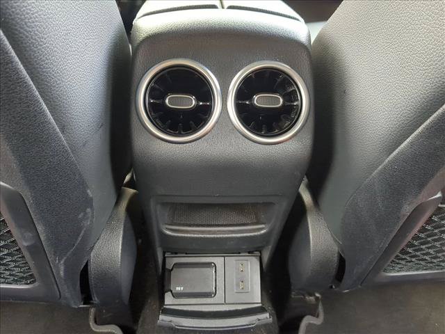 Used 2023 Mercedes-Benz GLB 250 4MATIC image 17