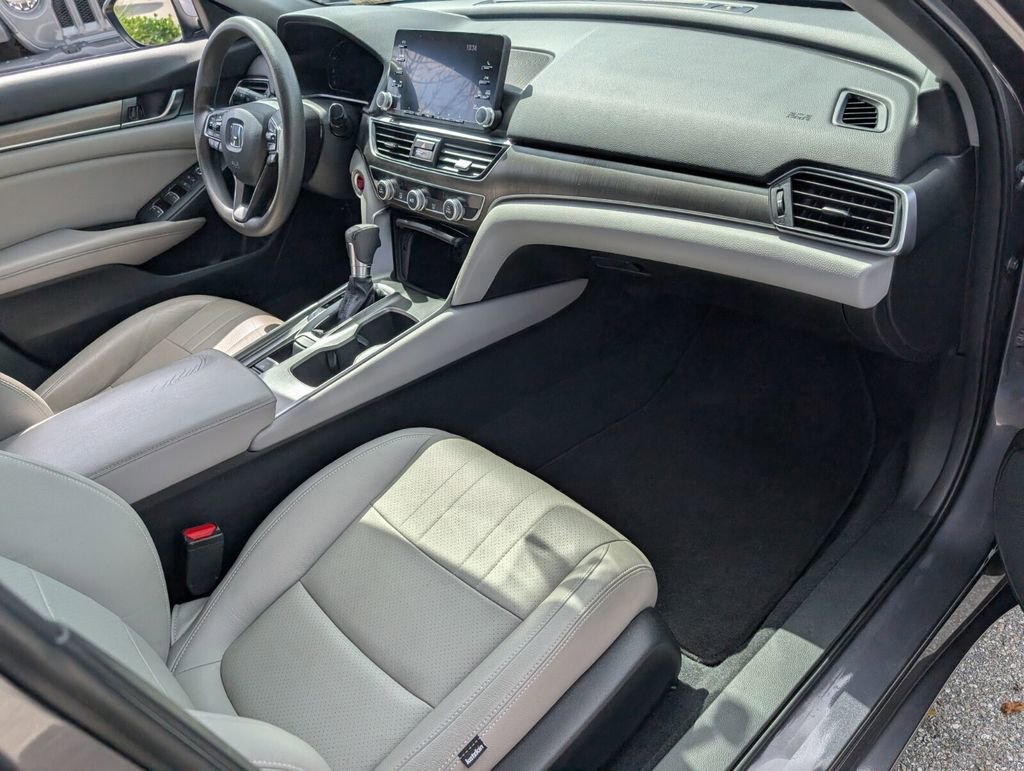 Used 2018 Honda Accord LX image 15
