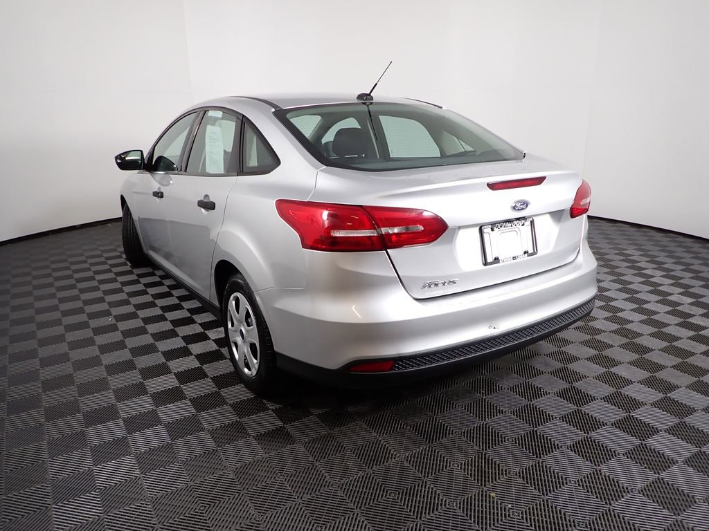 Used 2017 Ford Focus S FWD image 12