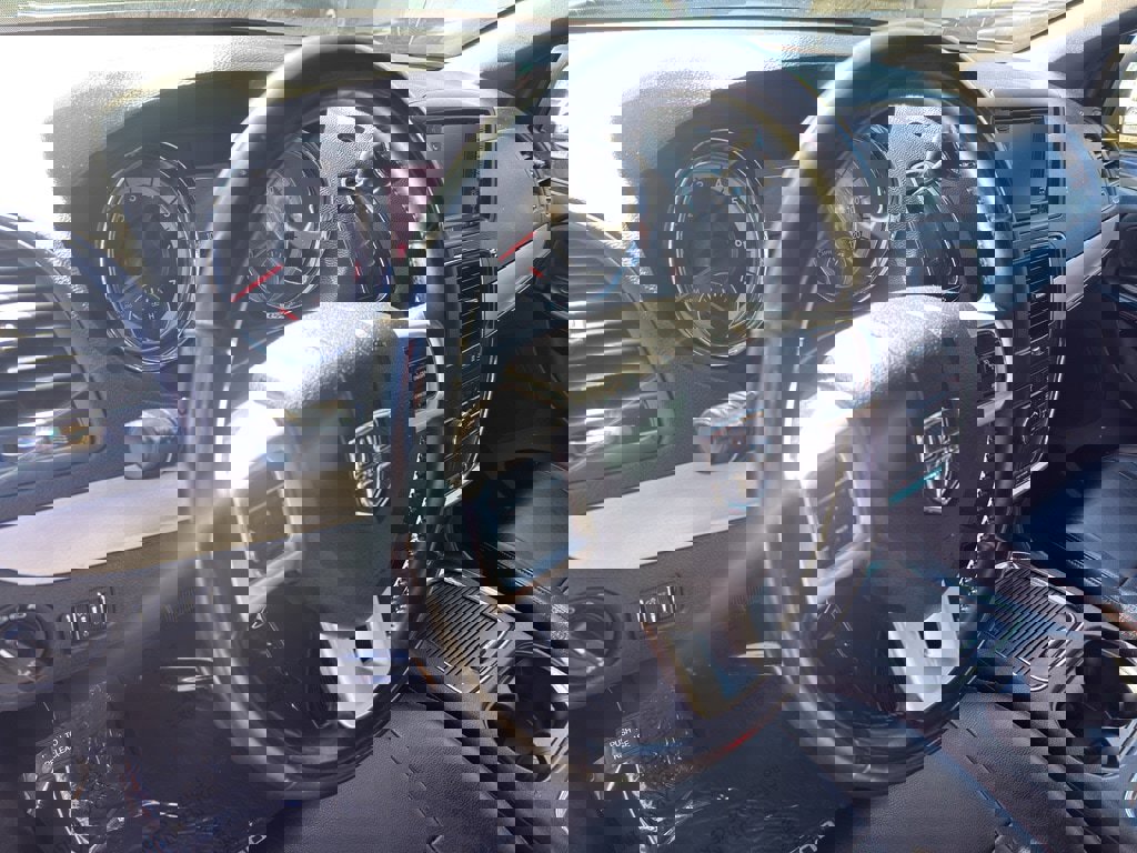 Used 2016 Dodge Grand Caravan R/T image 10