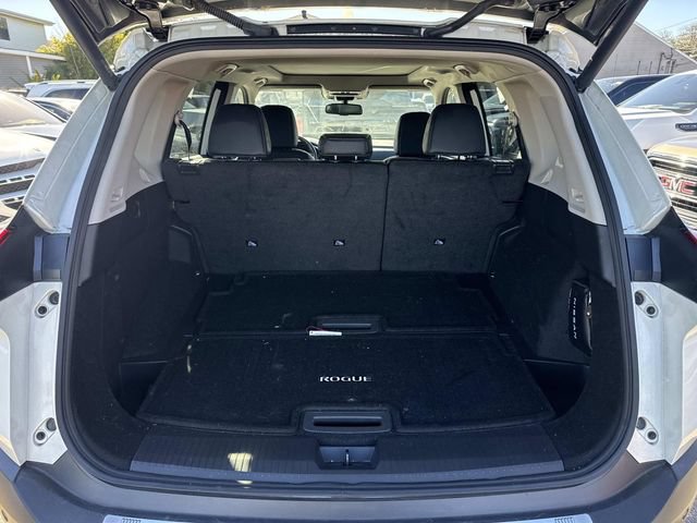 Used 2023 Nissan Rogue SL w/ SL Premium Package FWD image 10