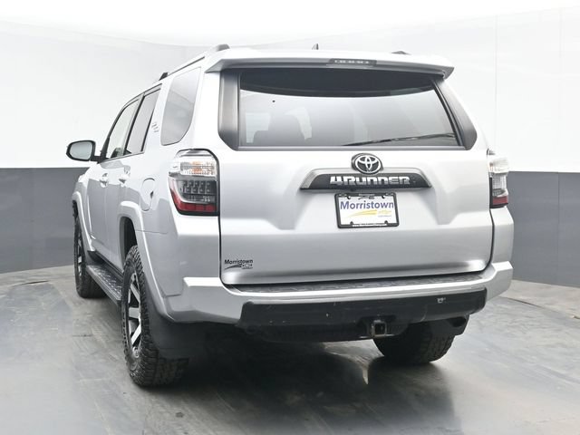 Used 2021 Toyota 4Runner TRD Off-Road AWD/4WD image 12