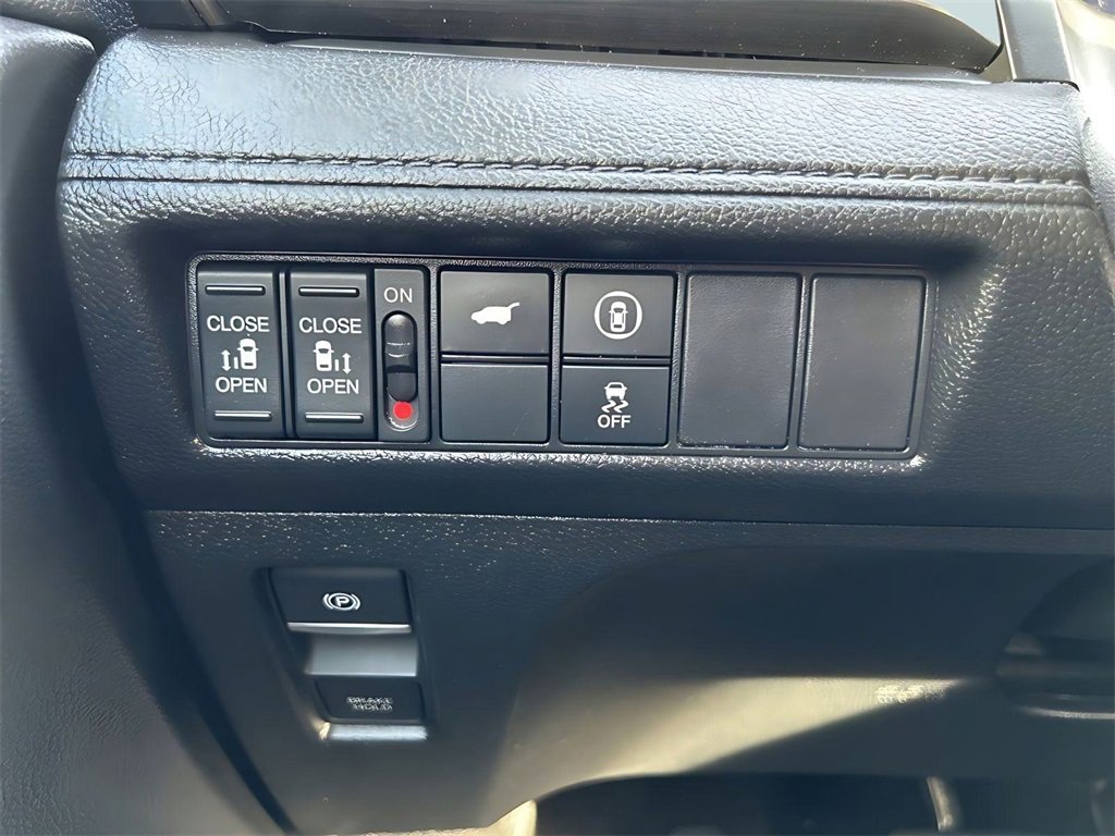 Used 2024 Honda Odyssey EX-L image 16