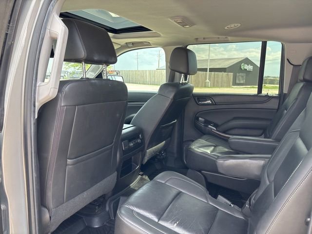 Used 2018 Chevrolet Suburban LT AWD/4WD image 30