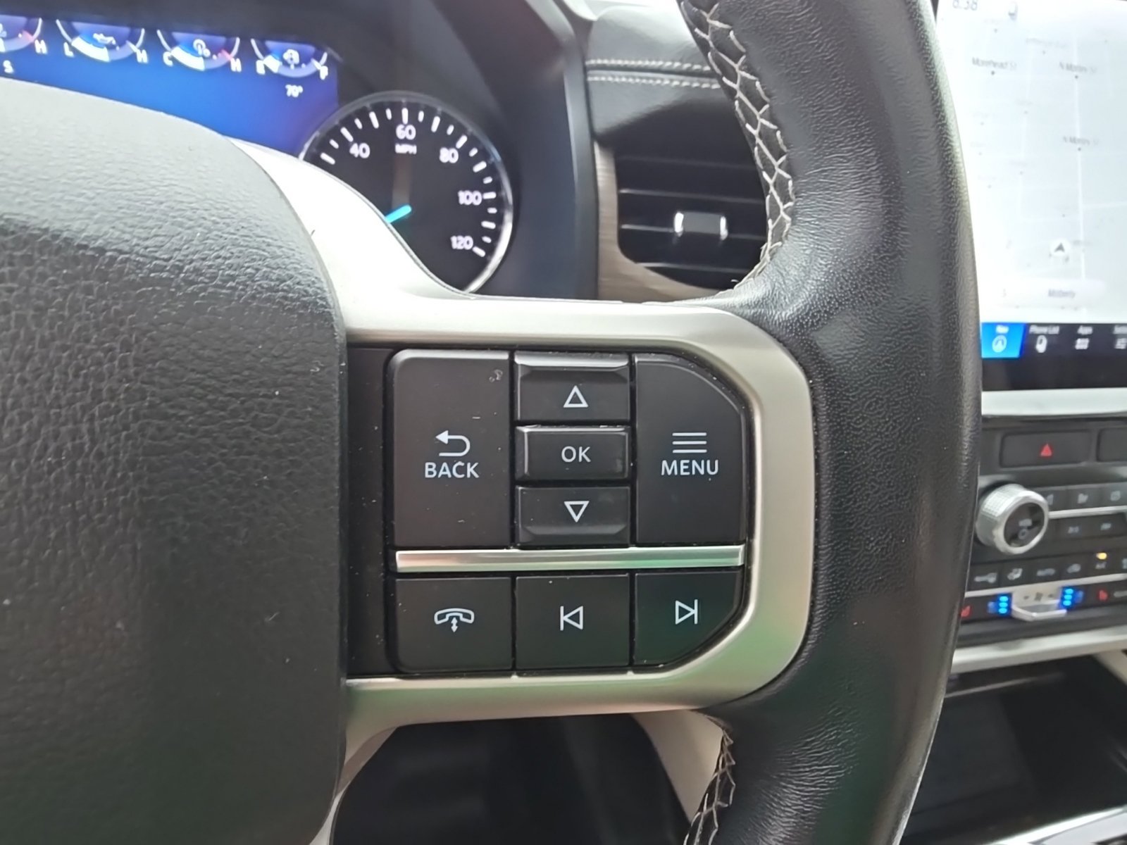 Used 2023 Ford Expedition Limited AWD/4WD image 24