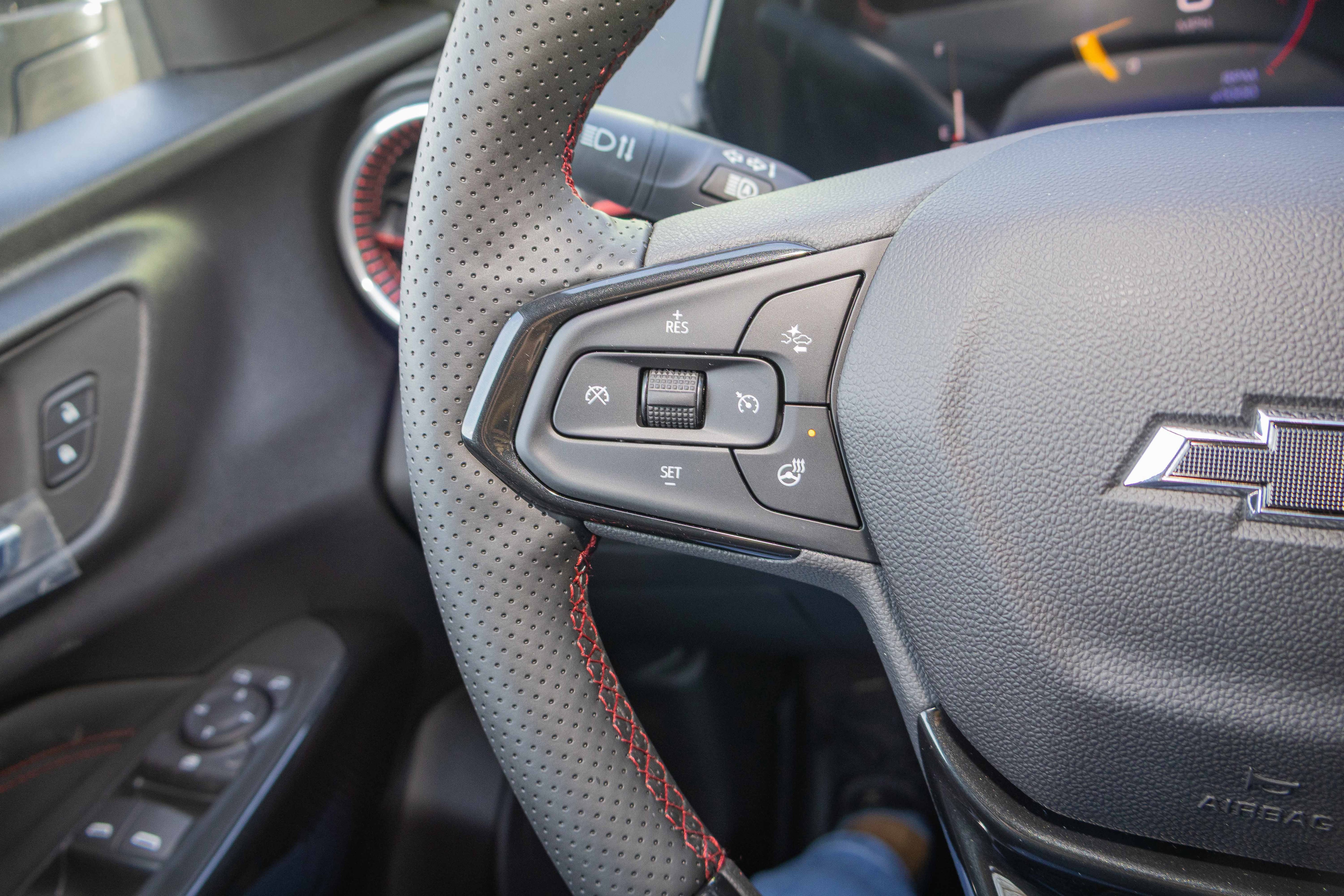 New 2026 Chevrolet Trax RS w/ Driver Confidence Package image 19