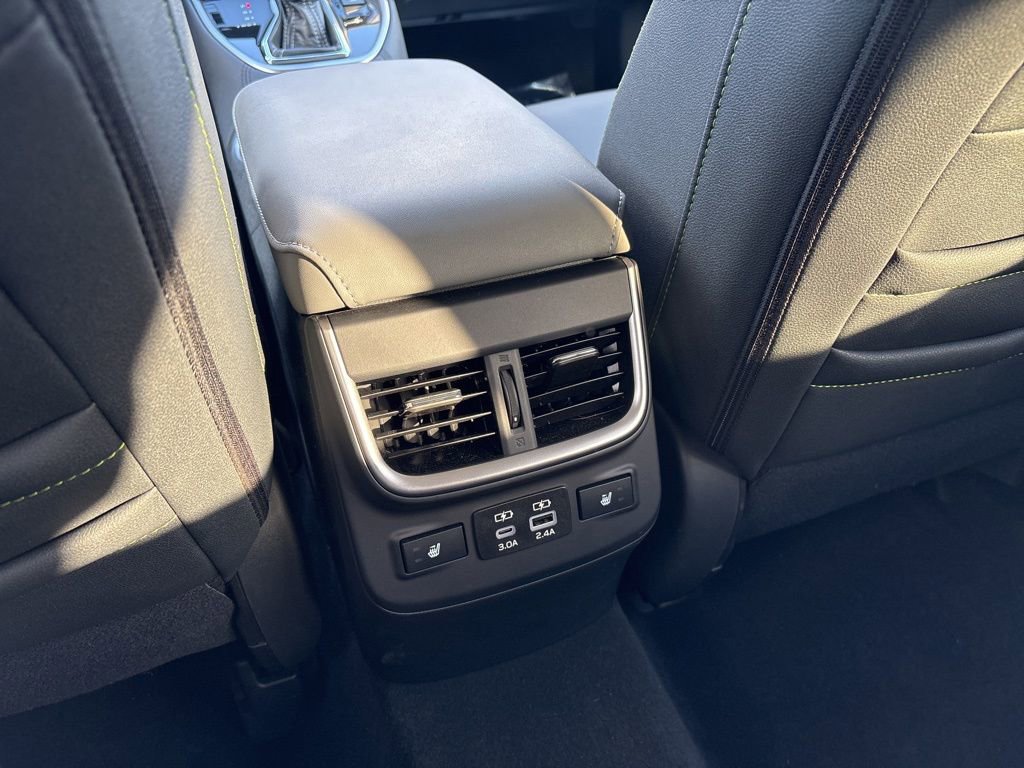 Certified 2025 Subaru Outback Onyx Edition XT image 26