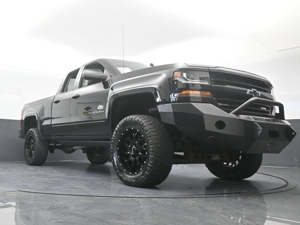 Used 2018 Chevrolet Silverado 1500 LT w/ All Star Edition AWD/4WD image 61