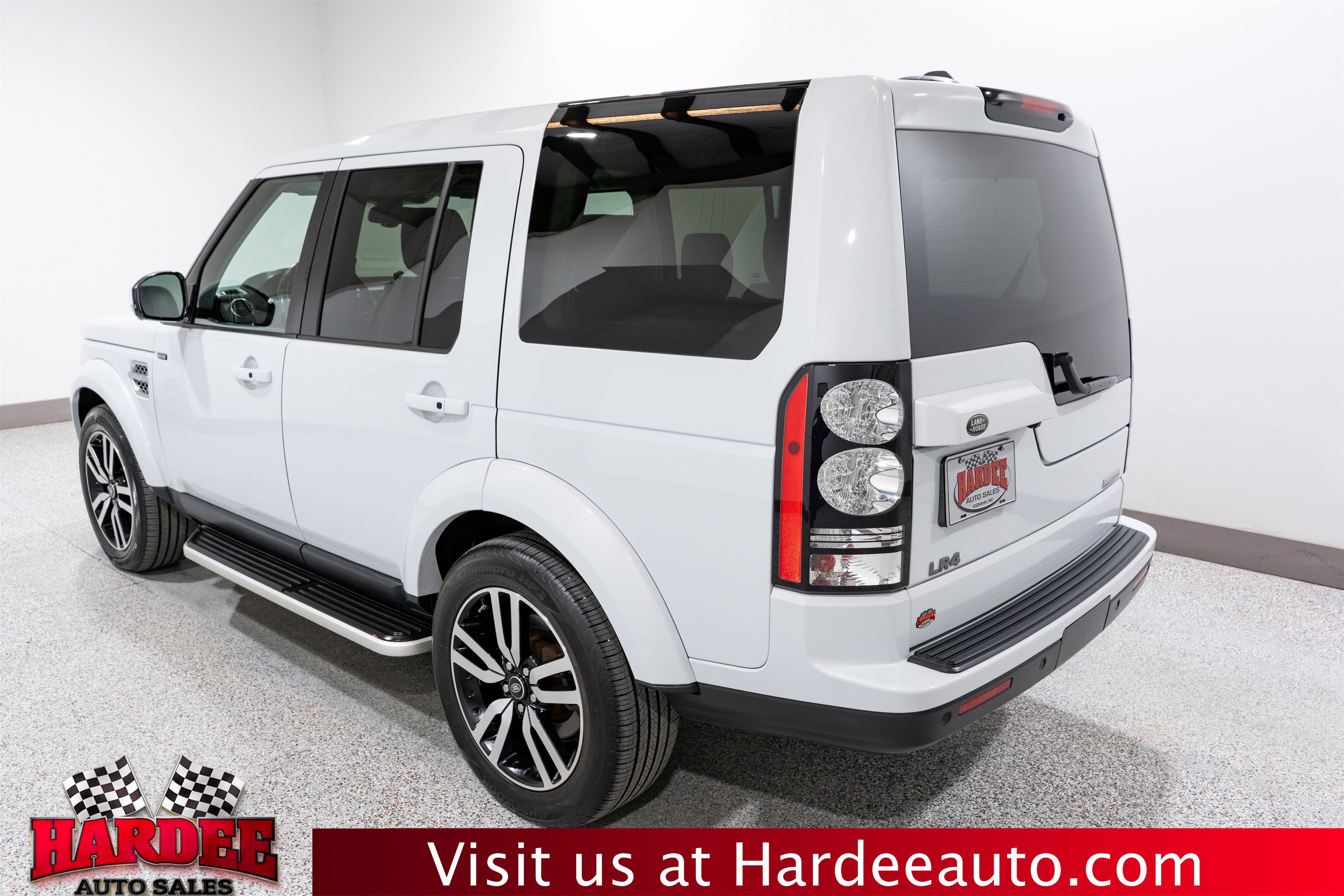Used 2016 Land Rover LR4 HSE LUX image 3