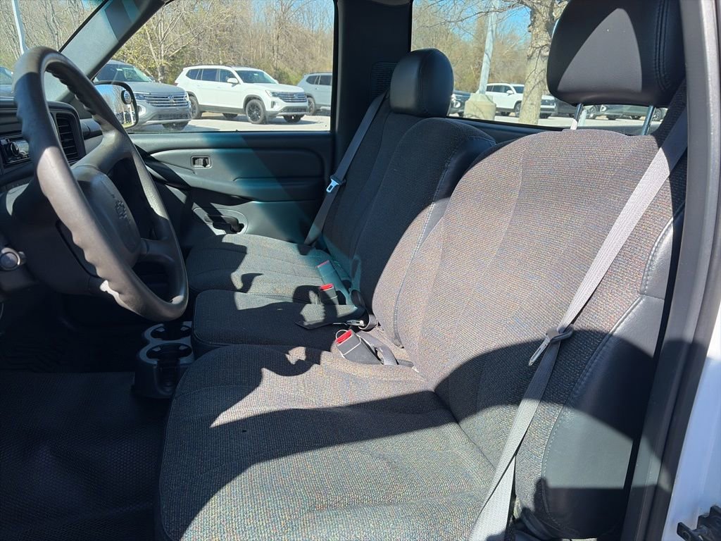 Used 2002 Chevrolet Silverado 1500 2WD Regular Cab image 26