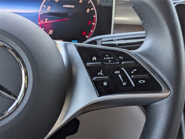 Used 2025 Mercedes-Benz GLC 300 image 27