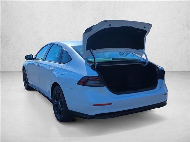 Used 2025 Honda Accord SE image 9