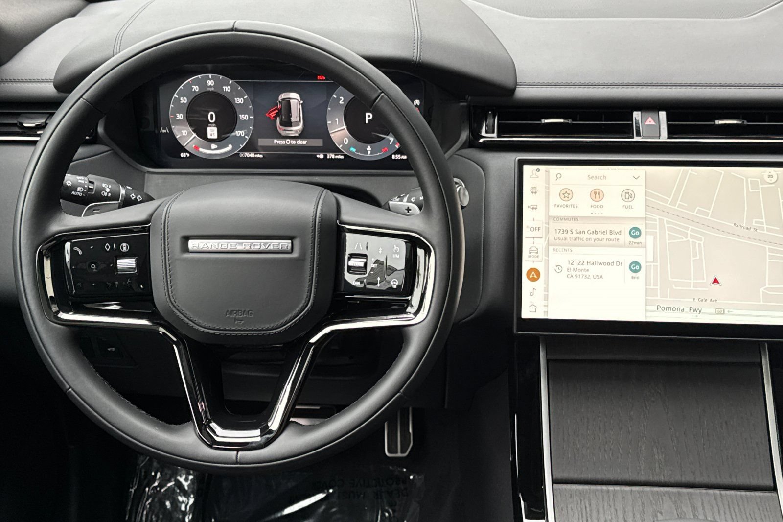 Certified 2026 Land Rover Range Rover Velar Dynamic SE AWD/4WD image 15
