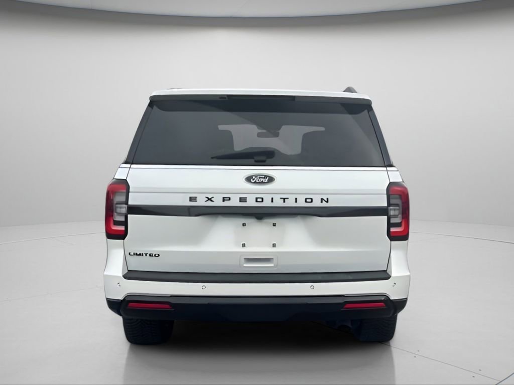 Used 2023 Ford Expedition Limited image 5