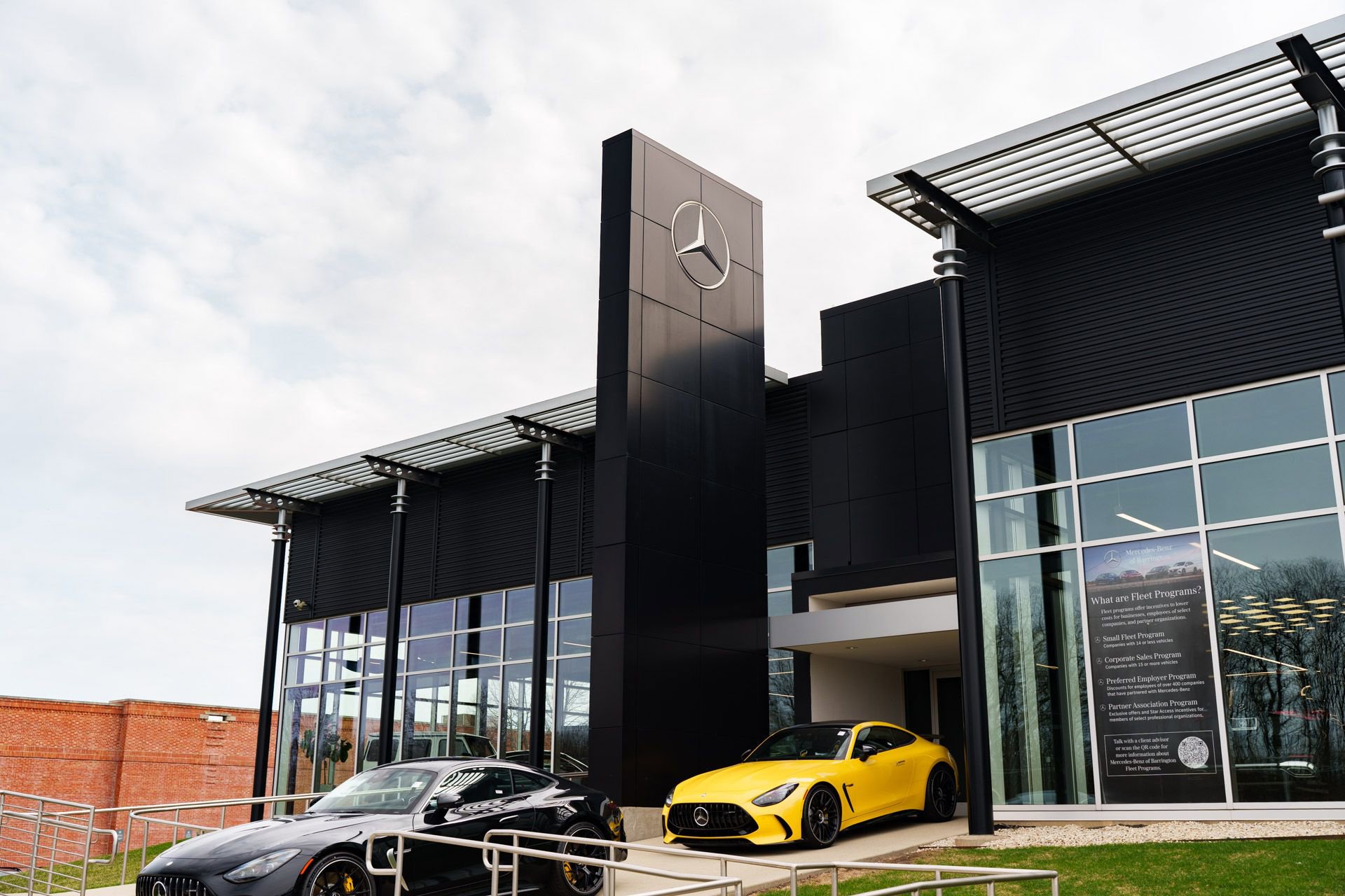 Used 2024 GMC Yukon XL Denali Ultimate image 3