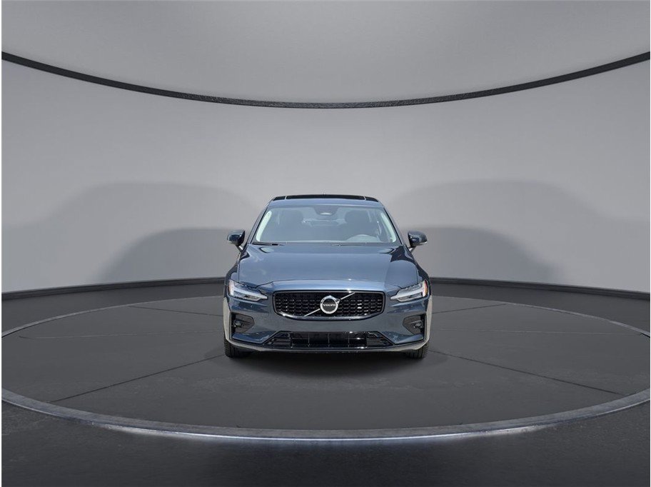 Used 2024 Volvo S60 B5 Core AWD/4WD image 4